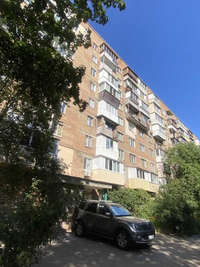 Аренда 3-комнатной квартиры 62 м², Кирилловская ул., 117