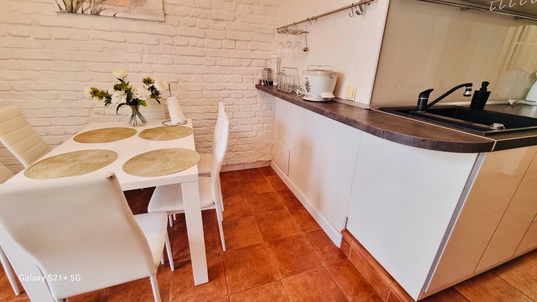 Аренда 2-комнатной квартиры 73 м², Братская ул., 10