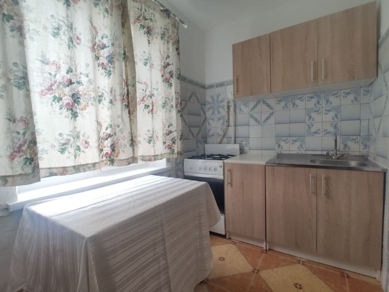 Оренда 1-кімнатної квартири 29 м², Миколи Бажана просп., 9Б
