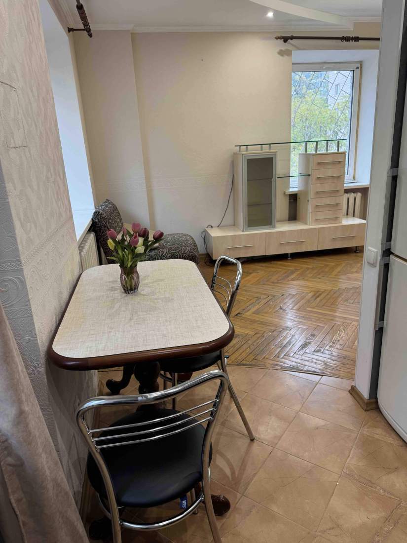 Оренда 1-кімнатної квартири 32 м², Бастіонна вул., вул.3/12