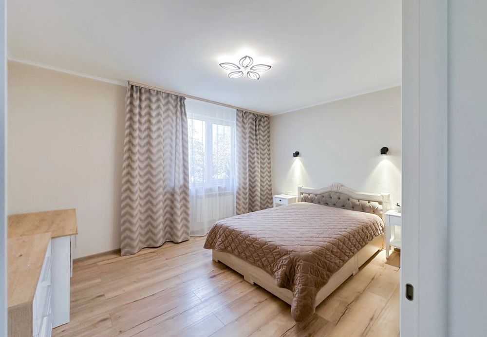 Аренда 3-комнатной квартиры 140 м², Дачная ул.