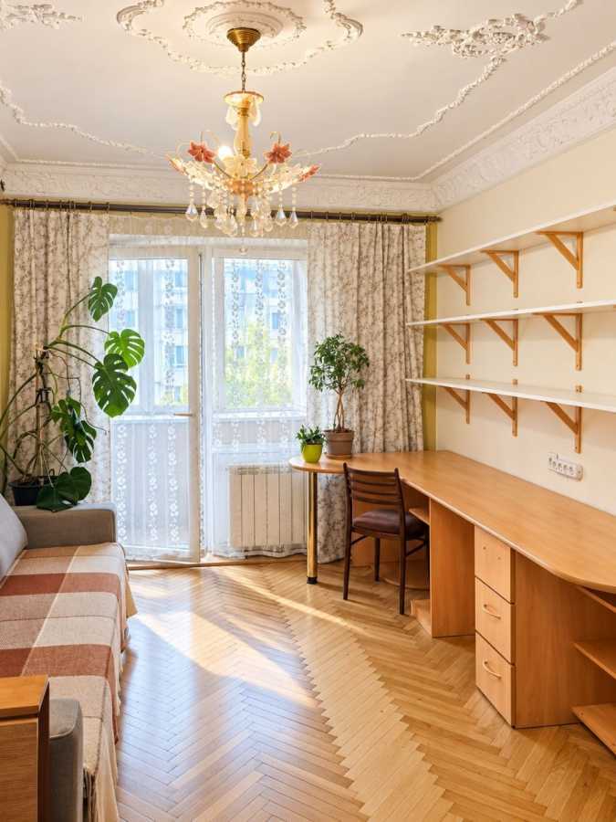 Продажа 3-комнатной квартиры 60.1 м², Зодчих ул., 36