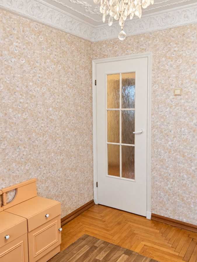 Продажа 3-комнатной квартиры 60.1 м², Зодчих ул., 36