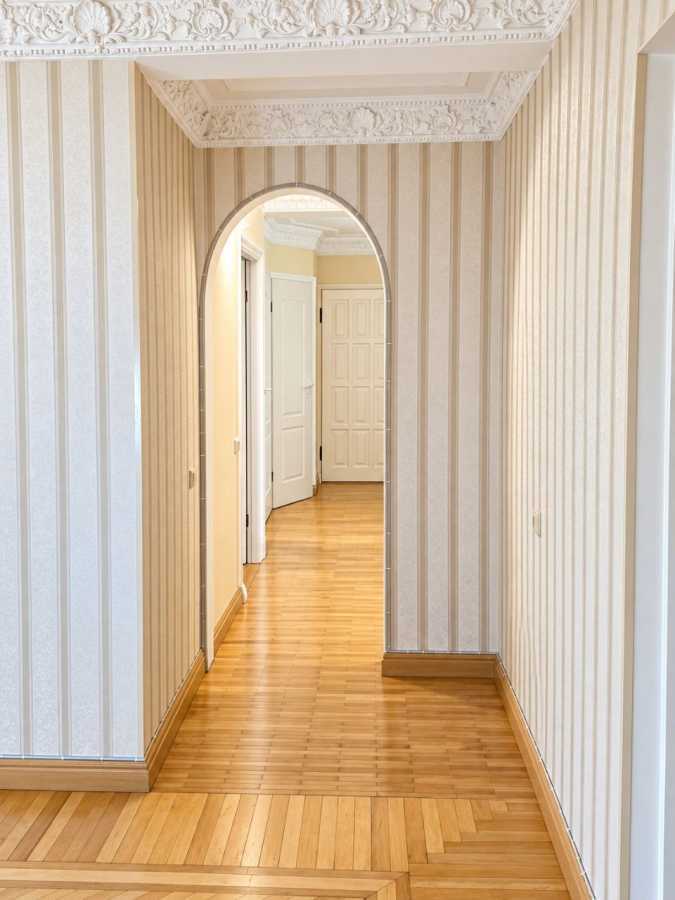 Продажа 3-комнатной квартиры 60.1 м², Зодчих ул., 36