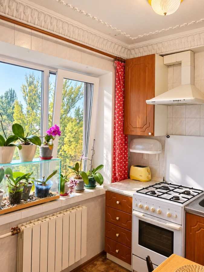 Продажа 3-комнатной квартиры 60.1 м², Зодчих ул., 36