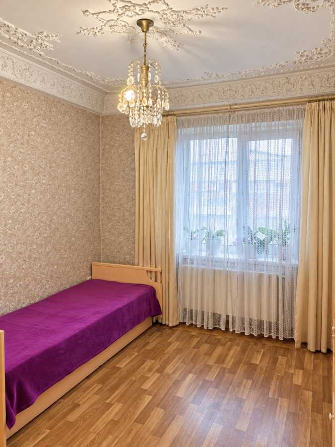 Продажа 3-комнатной квартиры 60.1 м², Зодчих ул., 36
