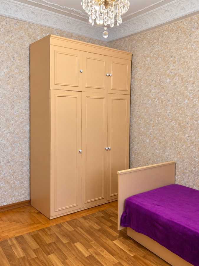 Продажа 3-комнатной квартиры 60.1 м², Зодчих ул., 36