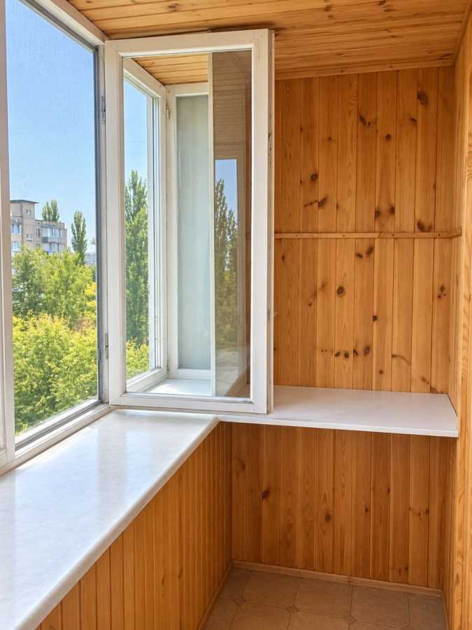 Продажа 3-комнатной квартиры 60.1 м², Зодчих ул., 36