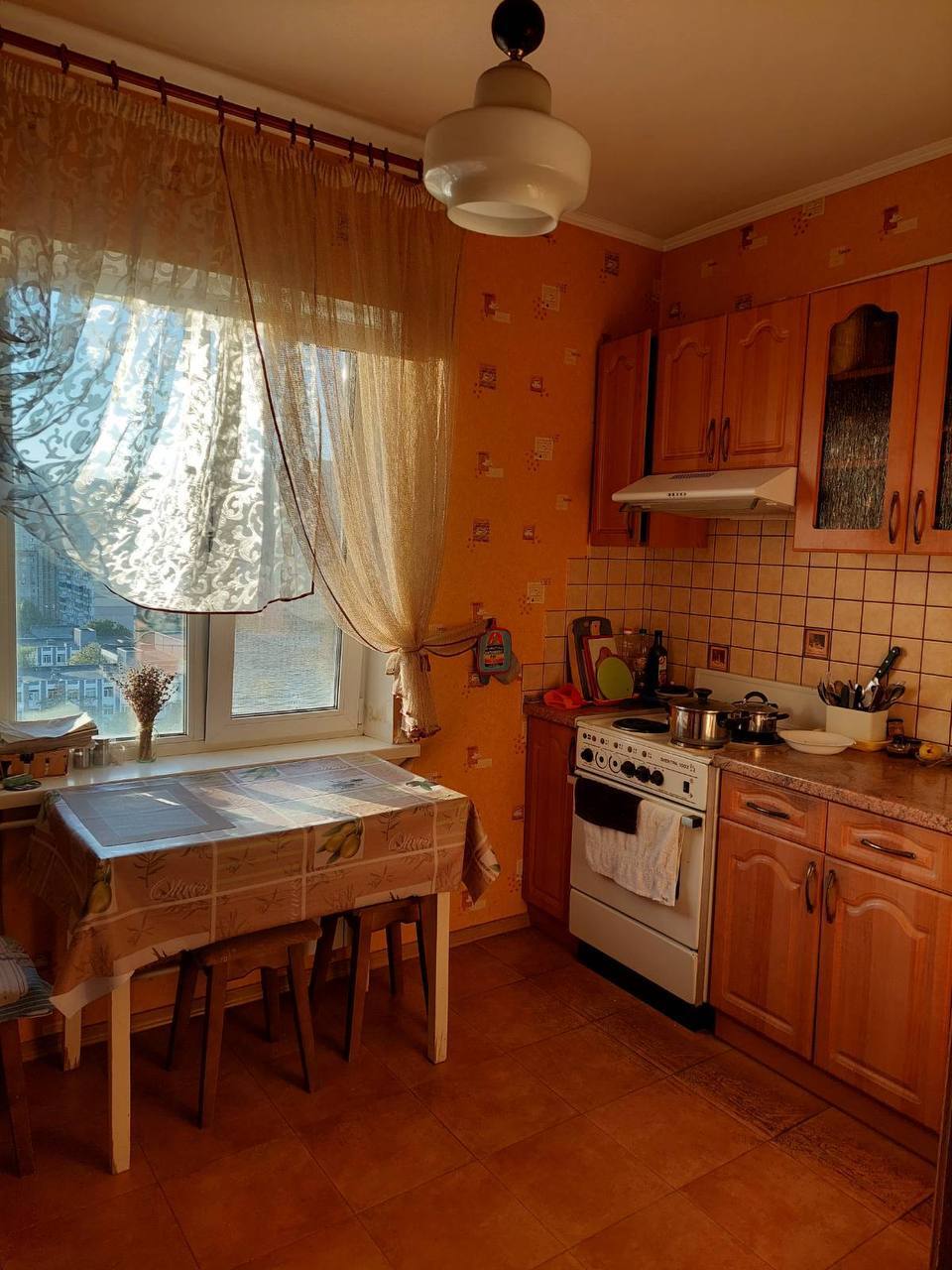 Оренда 2-кімнатної квартири 55 м², Анни Ахматової вул., 6