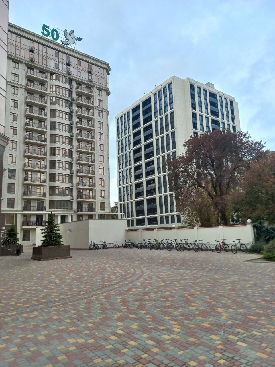 Продажа 1-комнатной квартиры 47 м², Итальянский бул., 1