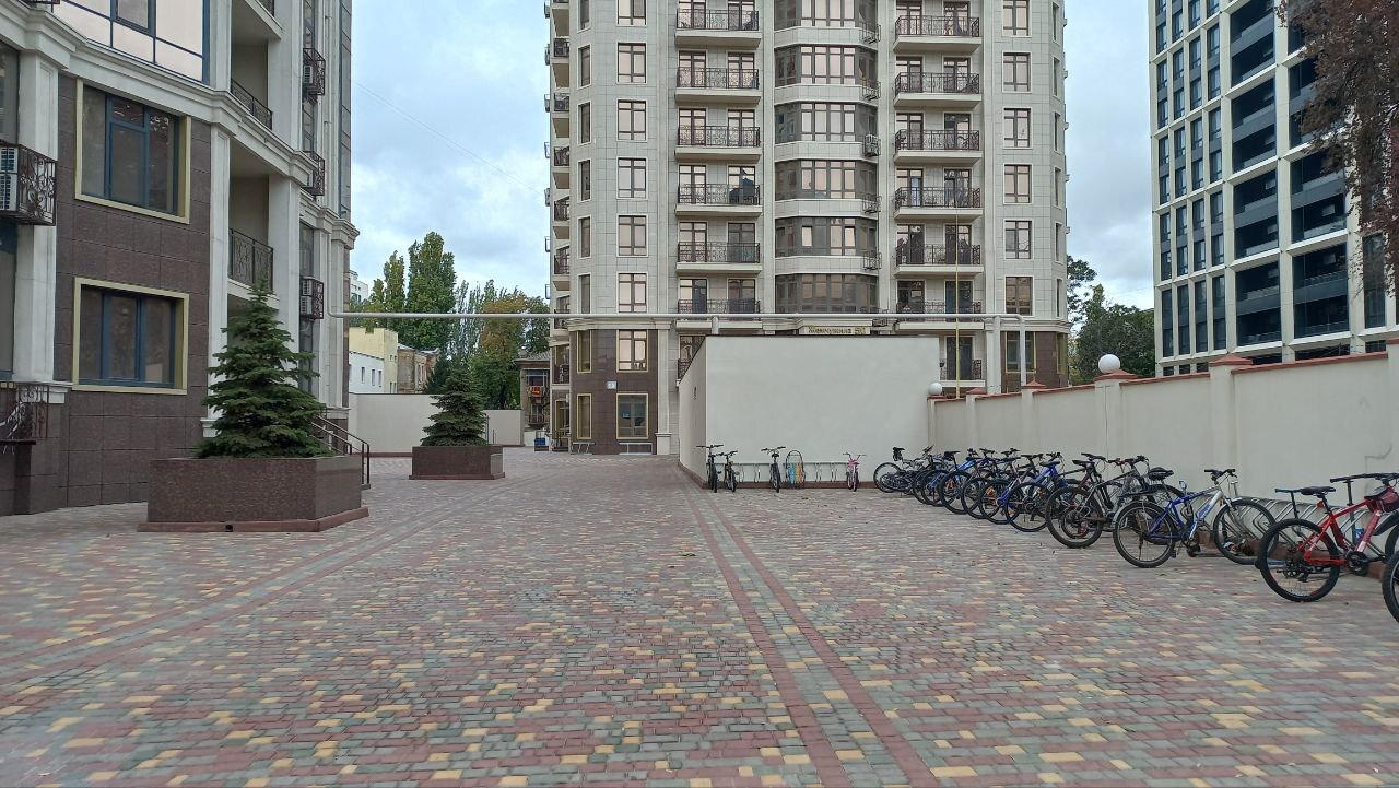 Продажа 1-комнатной квартиры 47 м², Итальянский бул., 1