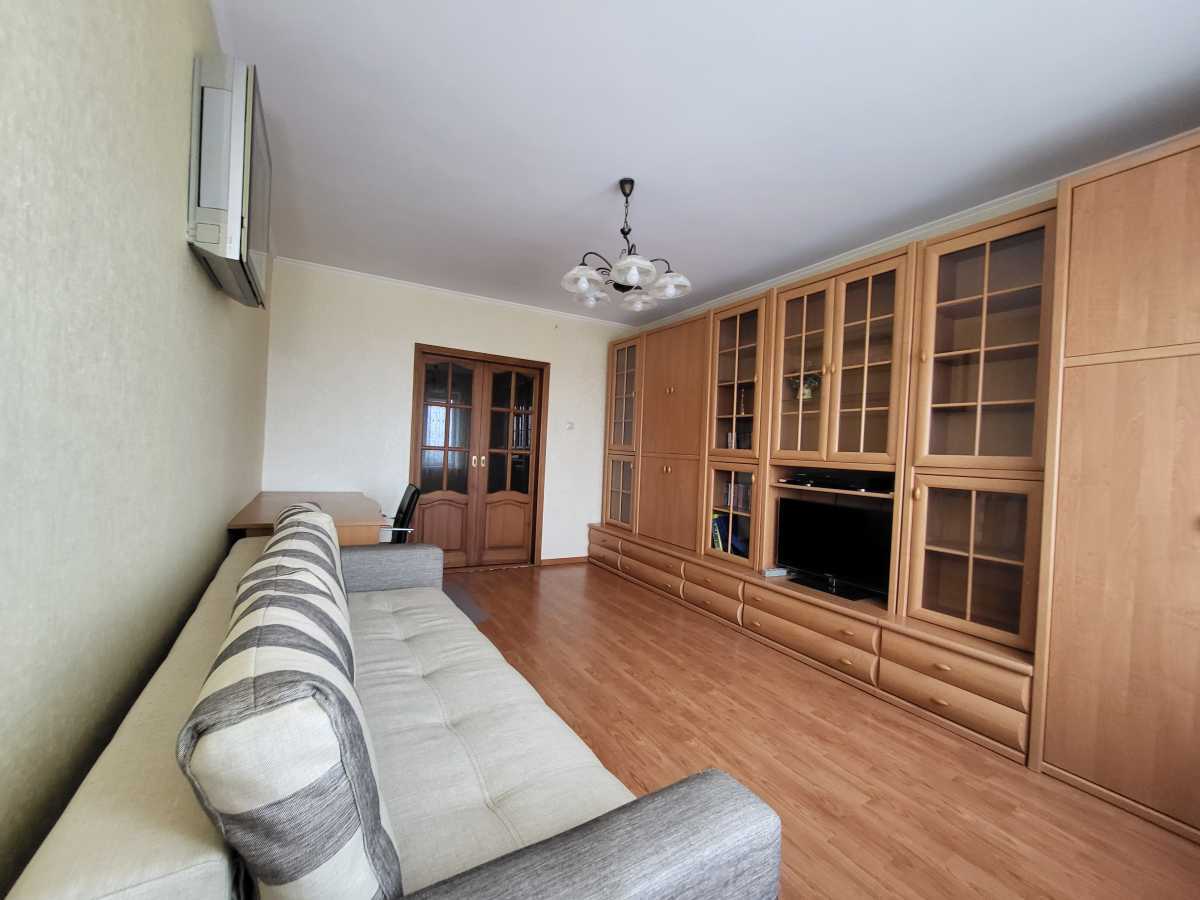 Продаж 2-кімнатної квартири 55 м², Василя Стуса вул., 23/9