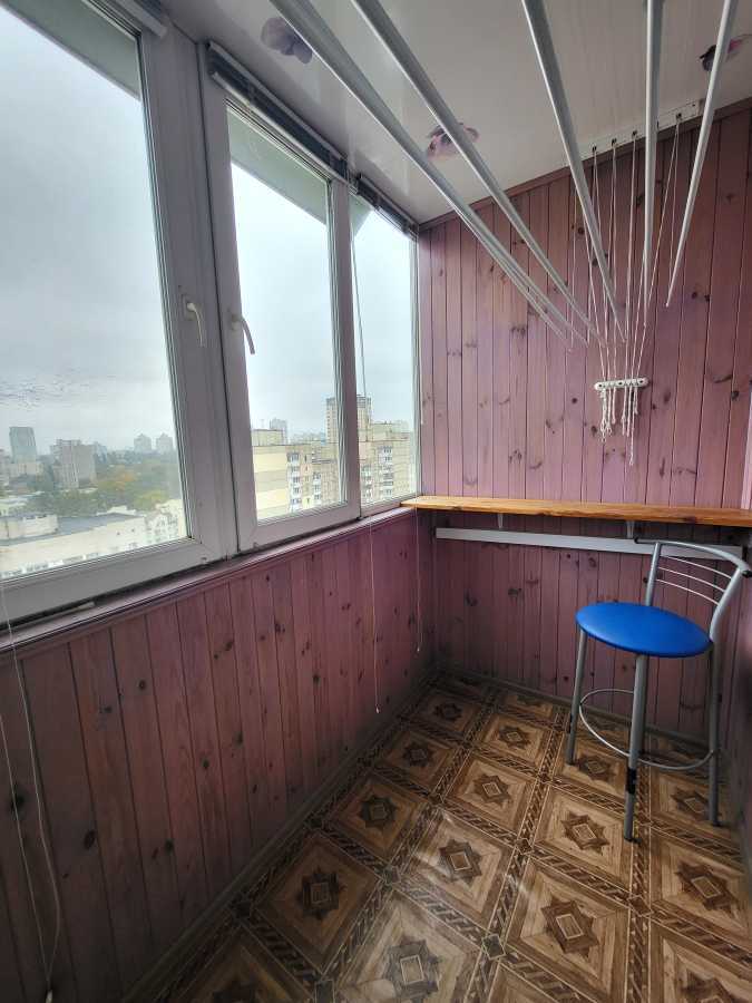 Продаж 2-кімнатної квартири 55 м², Василя Стуса вул., 23/9
