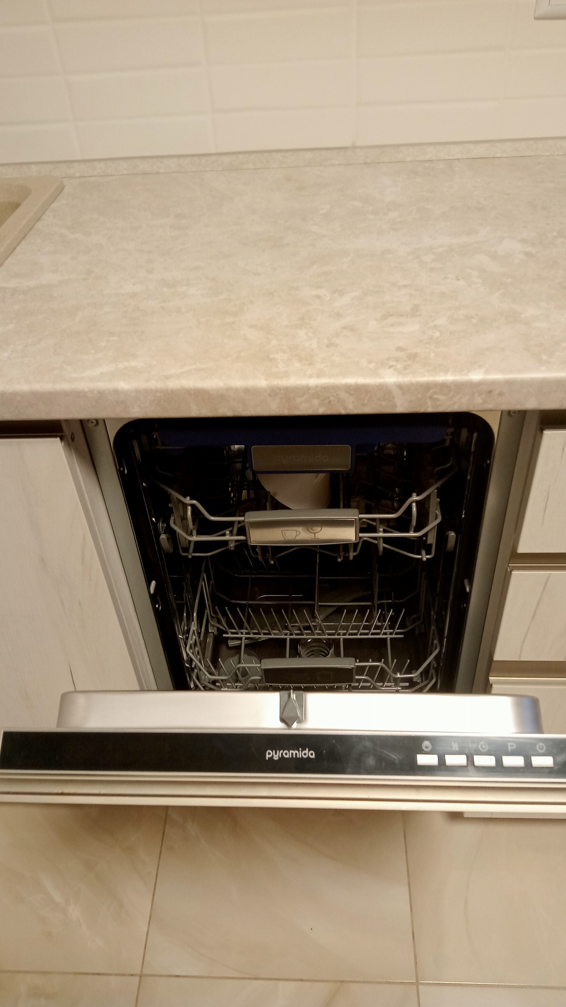 Оренда 1-кімнатної квартири 51 м², Перемоги просп., 109А