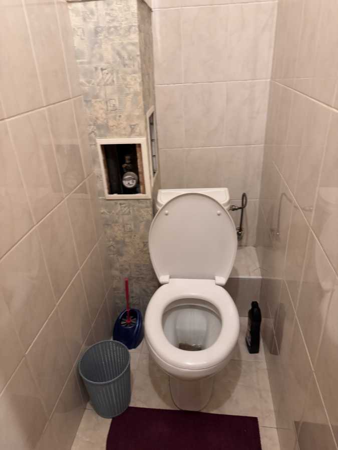 Оренда 2-кімнатної квартири 49 м², Правди просп., 96