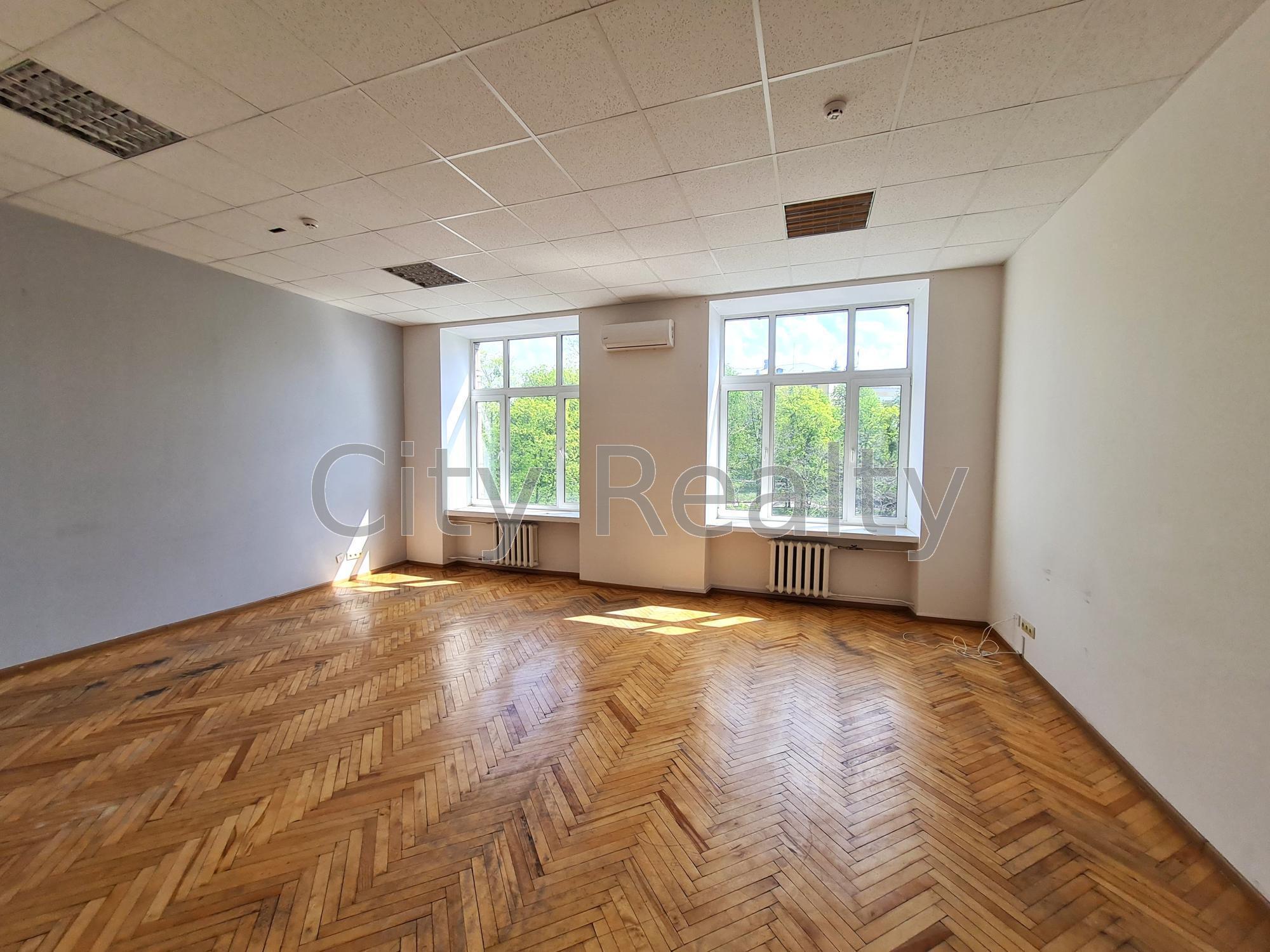 Аренда офиса 39.1 м², Крещатик ул., 7/11