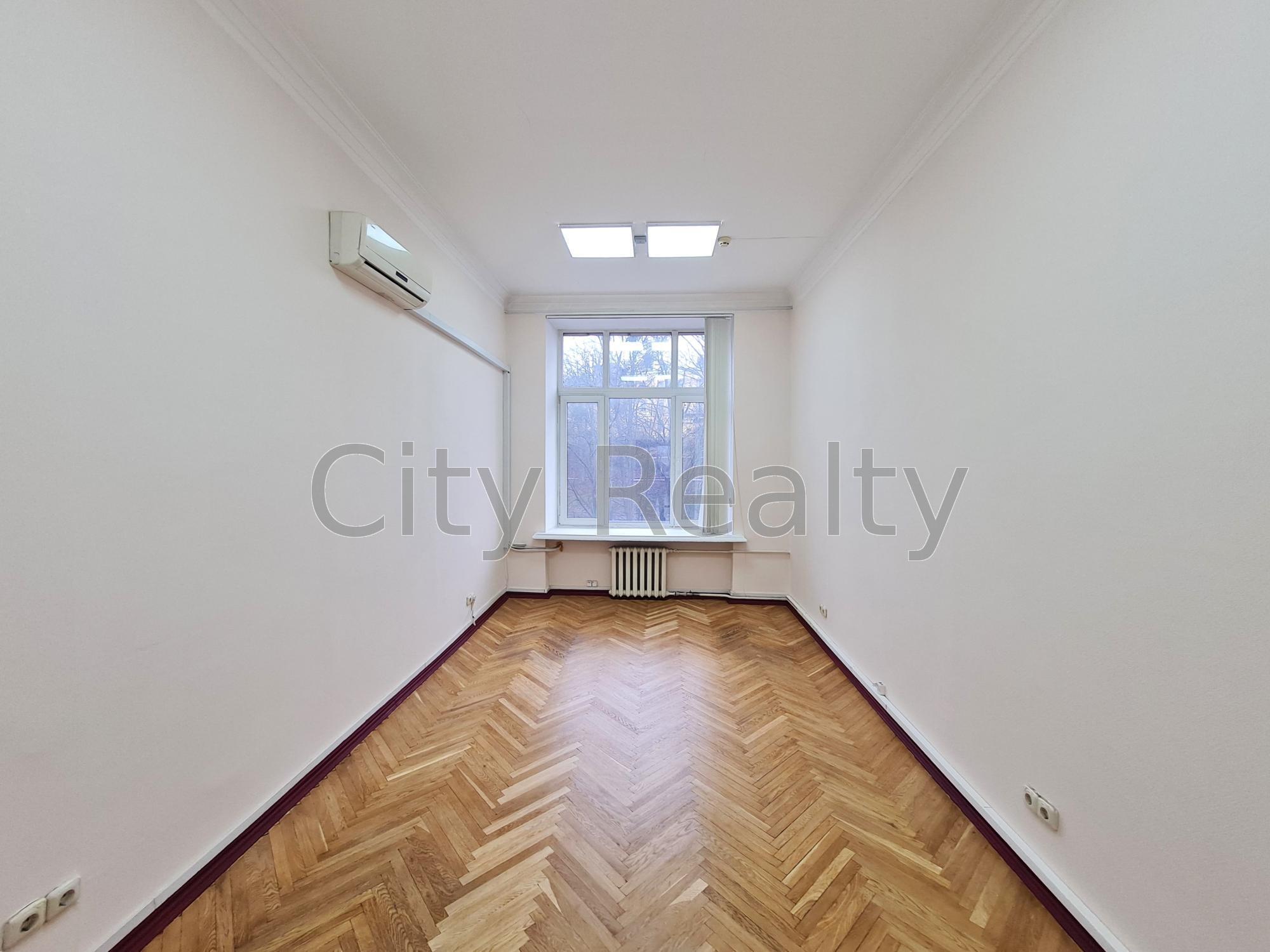 Аренда офиса 284.4 м², Крещатик ул., 7/11