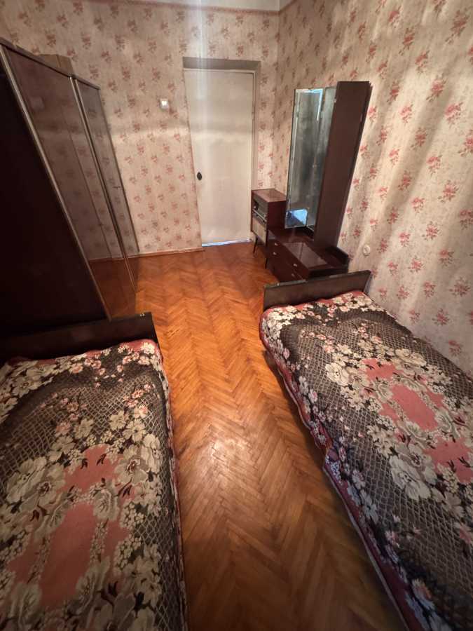 Оренда 2-кімнатної квартири 54 м², Науки просп., 24