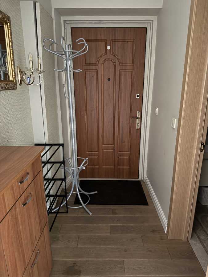 Оренда 2-кімнатної квартири 53 м², Богдана Хмельницького вул., 68