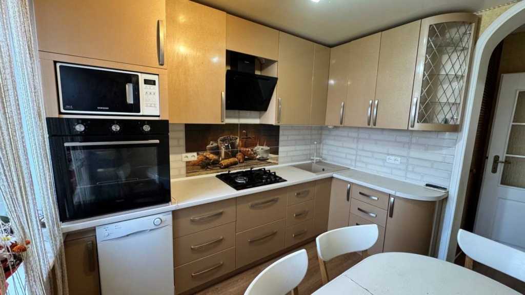 Продажа 3-комнатной квартиры 66.4 м², Максима Железняка ул., 29/5