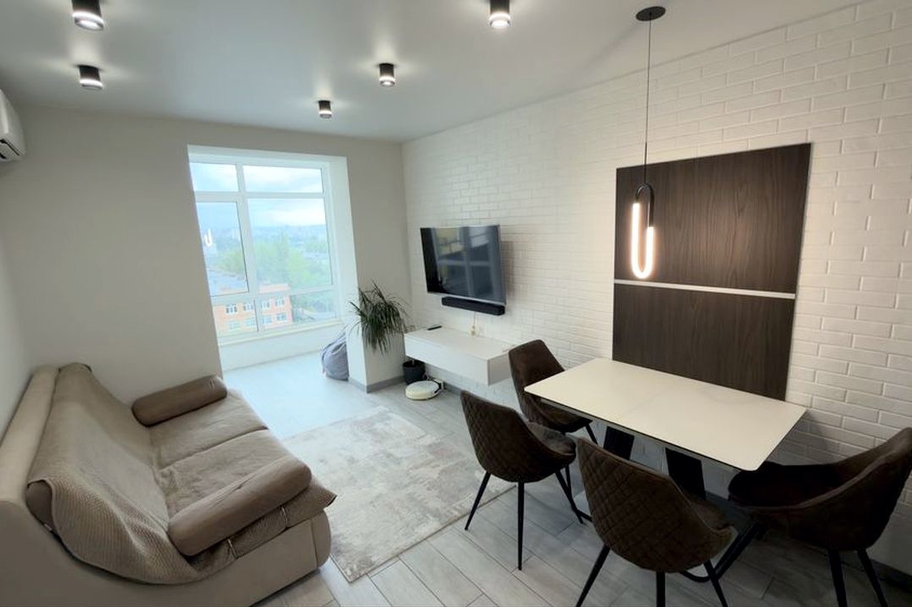 Продажа 3-комнатной квартиры 67 м², Богдана Хмельницкого ул., 11А
