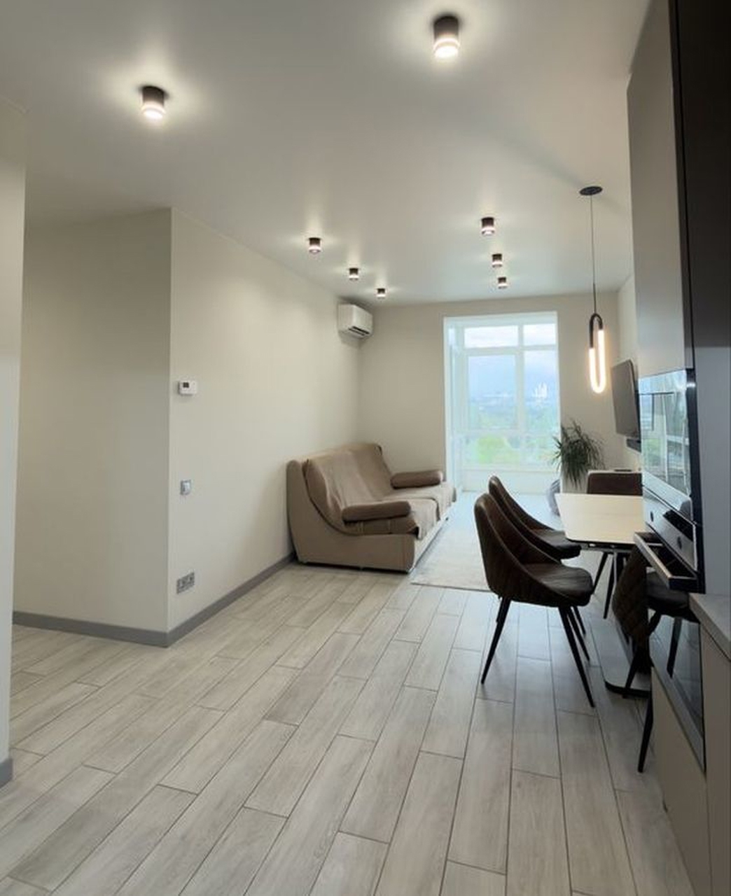 Продажа 3-комнатной квартиры 67 м², Богдана Хмельницкого ул., 11А