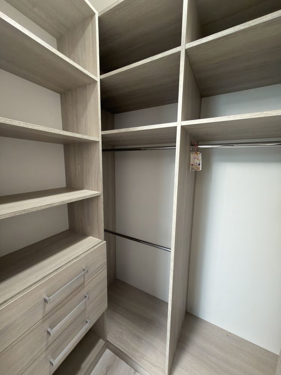 Продажа 3-комнатной квартиры 67 м², Богдана Хмельницкого ул., 11А