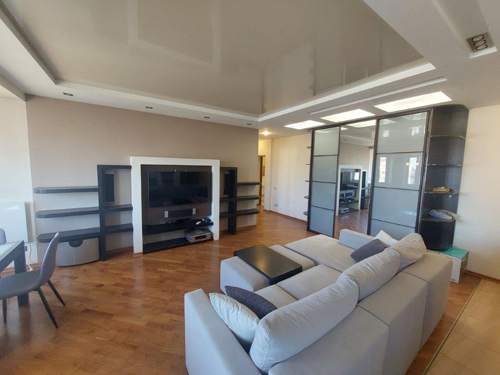 Аренда 3-комнатной квартиры 75 м², Юрковская ул., 28