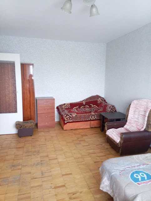 Оренда 1-кімнатної квартири 36 м², Героїв Космосу вул., 13