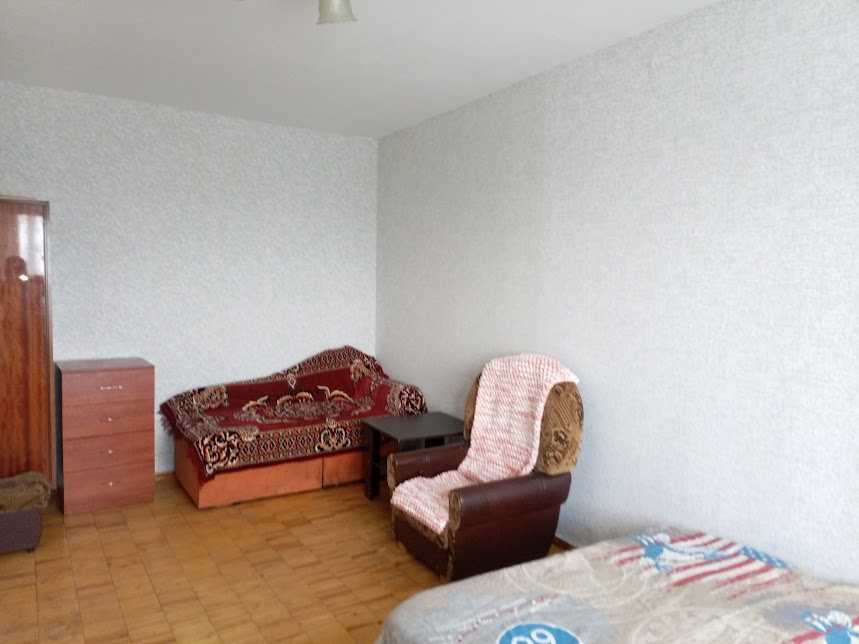 Оренда 1-кімнатної квартири 36 м², Героїв Космосу вул., 13