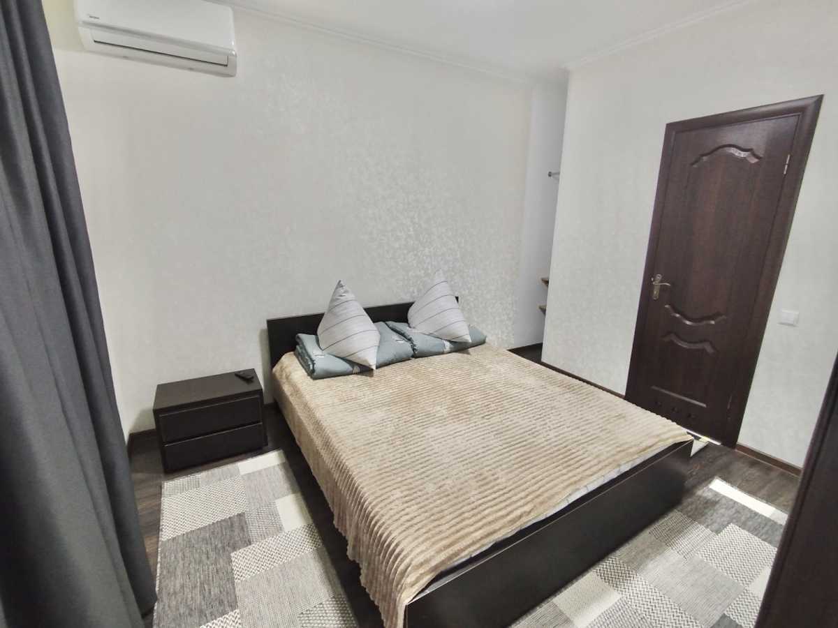 Дом посуточно 220 м², Корятовича, 21