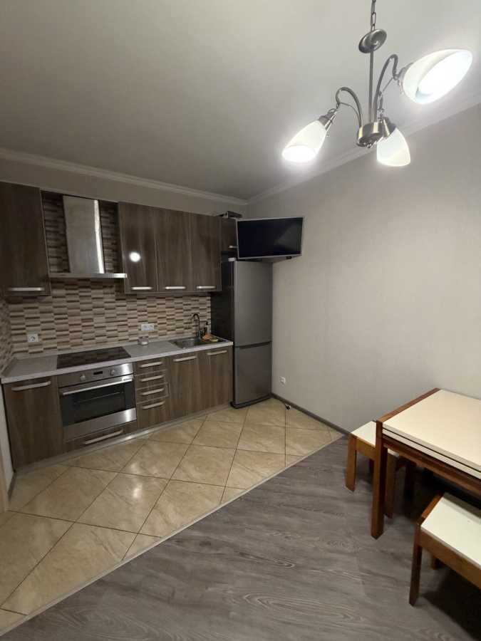Оренда 1-кімнатної квартири 50 м², Степана Ковніра вул., Рудницького, 5А