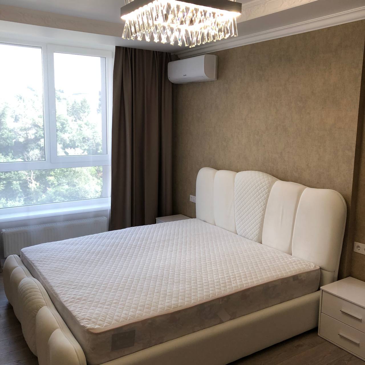 Аренда 1-комнатной квартиры 60 м², Глубочицкая ул.