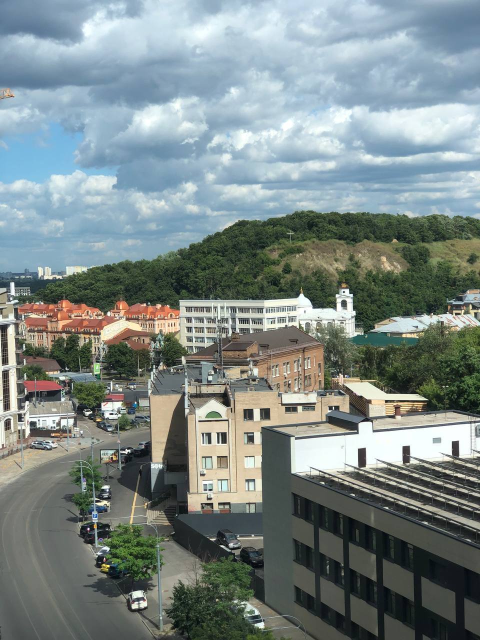 Аренда 1-комнатной квартиры 60 м², Глубочицкая ул.