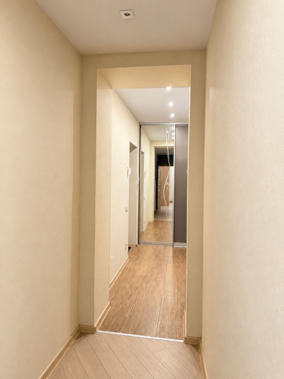 Продажа 2-комнатной квартиры 56 м², Петра Григоренко просп., 14