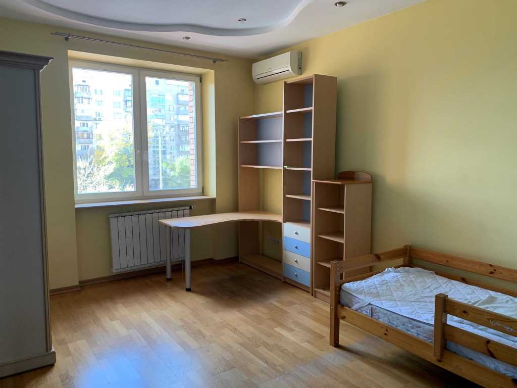 Аренда 3-комнатной квартиры 120 м², Героев Сталинграда просп., 6 К8