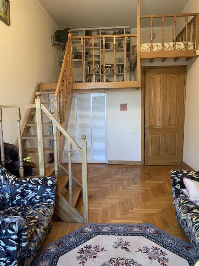 Оренда 3-кімнатної квартири 120 м², Михайлівський пров., 9-Б