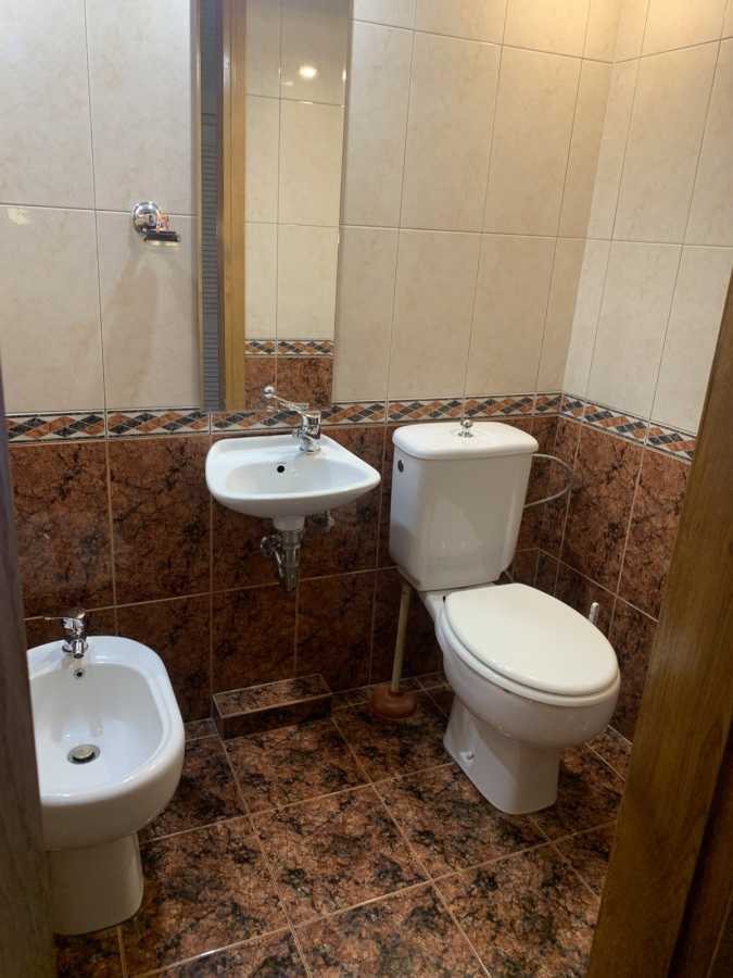 Оренда 3-кімнатної квартири 120 м², Михайлівський пров., 9-Б