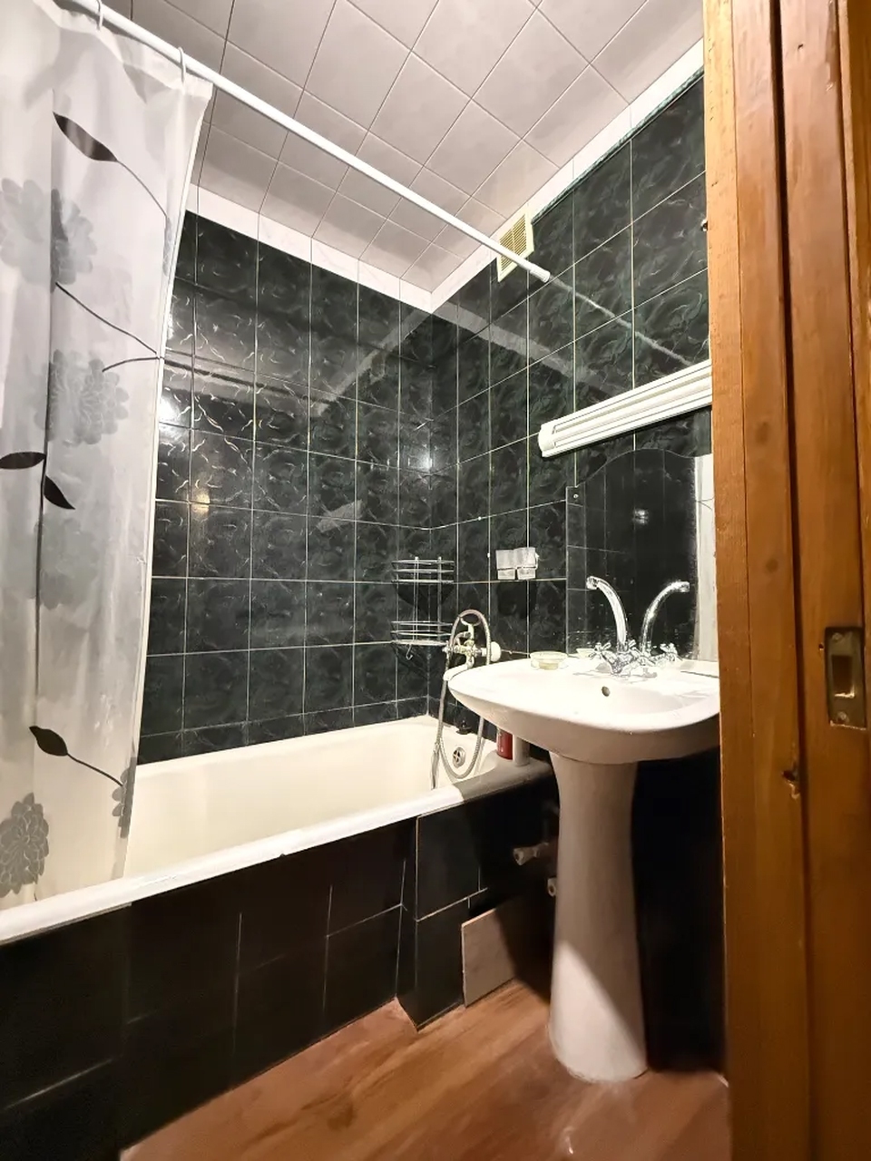 Продажа 3-комнатной квартиры 64 м², Мира просп., 51