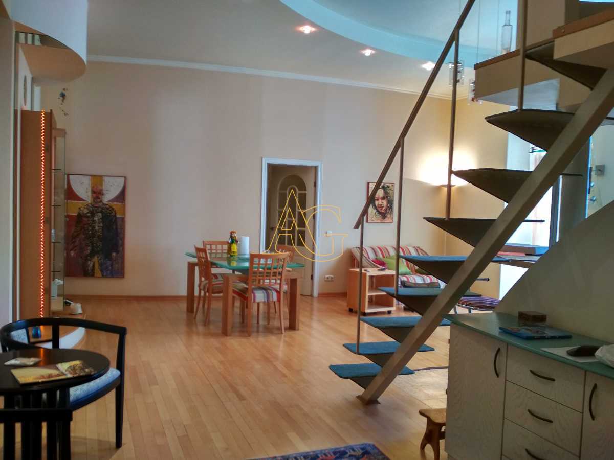 Аренда 3-комнатной квартиры 110 м², Рейтарская ул., 25