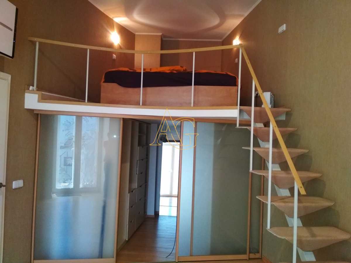 Аренда 3-комнатной квартиры 110 м², Рейтарская ул., 25