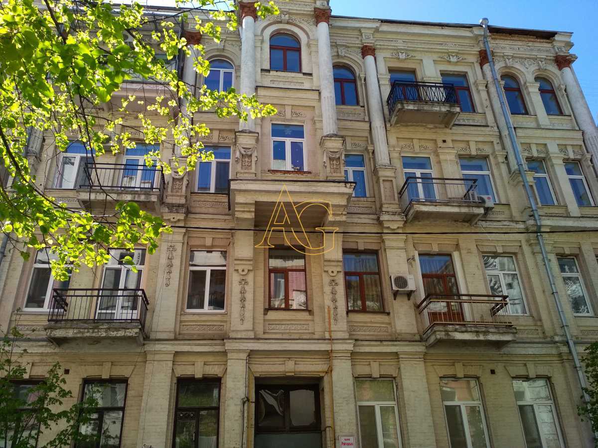Аренда 3-комнатной квартиры 110 м², Рейтарская ул., 25
