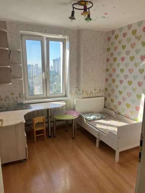 Продажа 3-комнатной квартиры 63 м², Игоря Шамо бул., 10