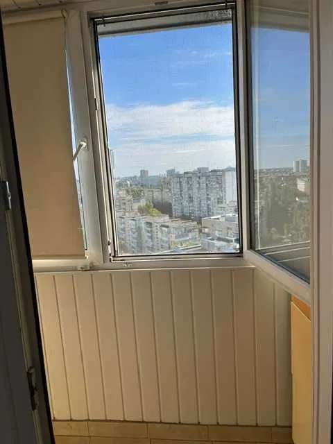 Продажа 3-комнатной квартиры 63 м², Игоря Шамо бул., 10