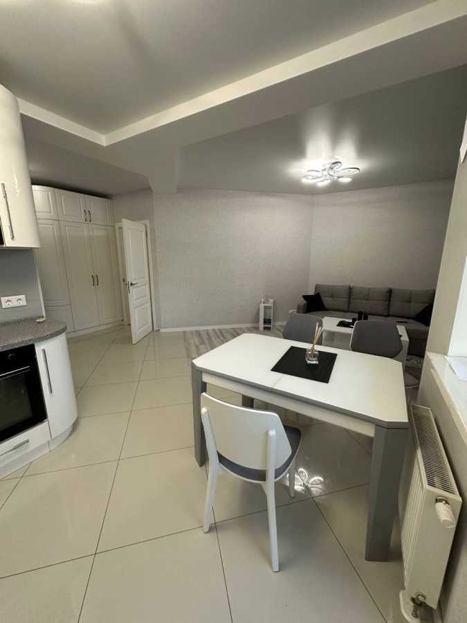 Аренда 2-комнатной квартиры 62.3 м², Киевская ул., 249