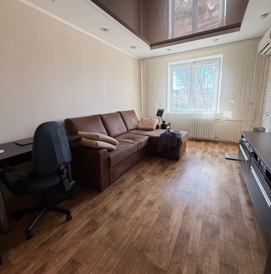 Продаж 3-кімнатної квартири 63 м², Обоянська вул., 2