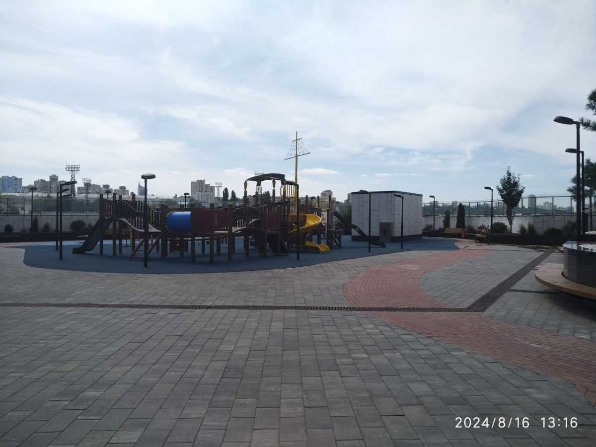 Аренда 3-комнатной квартиры 53 м², Берестейський, 11