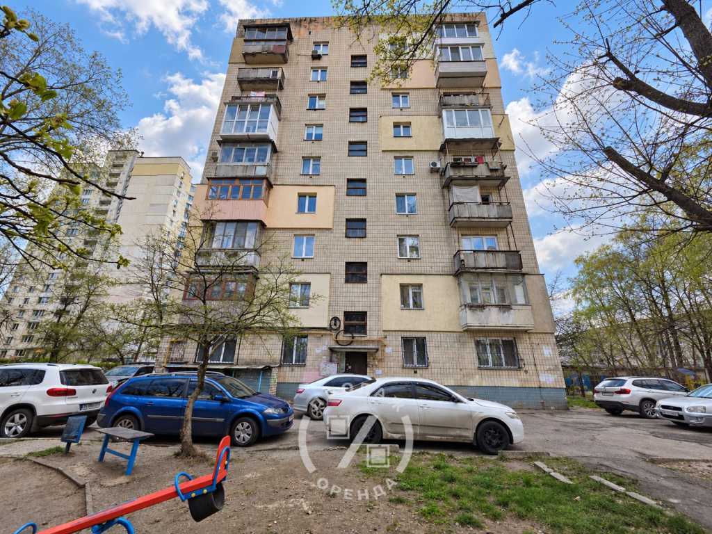 Продажа 2-комнатной квартиры 45.4 м², Александра Пироговского ул., 8