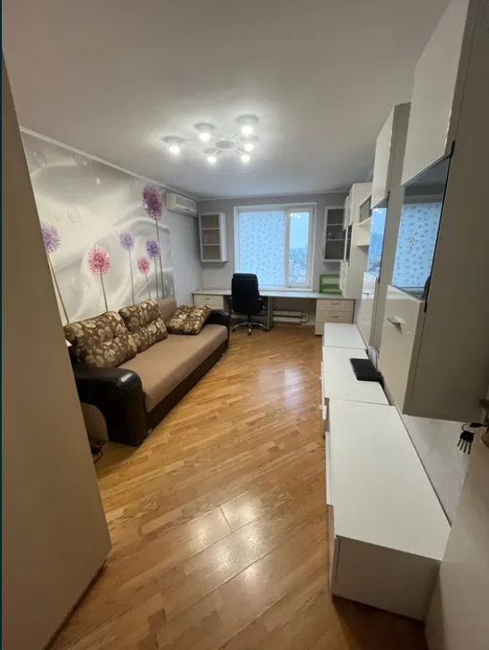 Продажа 3-комнатной квартиры 63 м², Игоря Шамо бул., 10