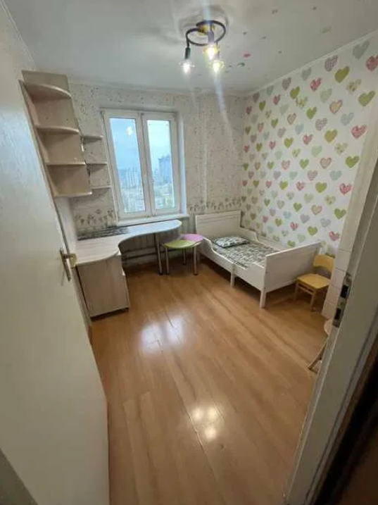Продажа 3-комнатной квартиры 63 м², Игоря Шамо бул., 10